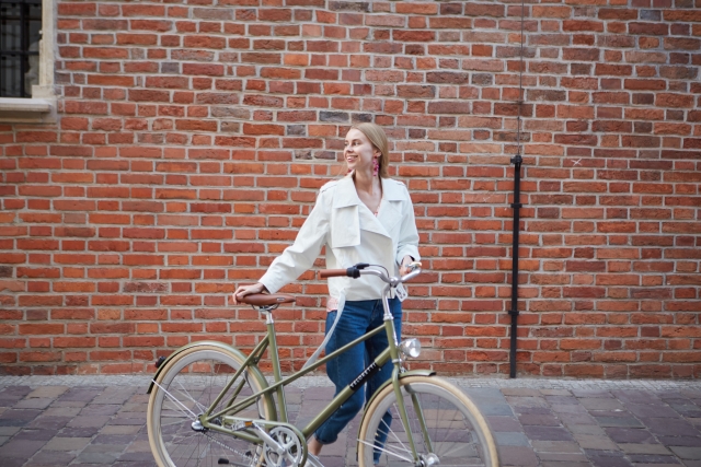 自転車の選び方 通勤女性の日焼け対策は？雨の日はどうしてる？